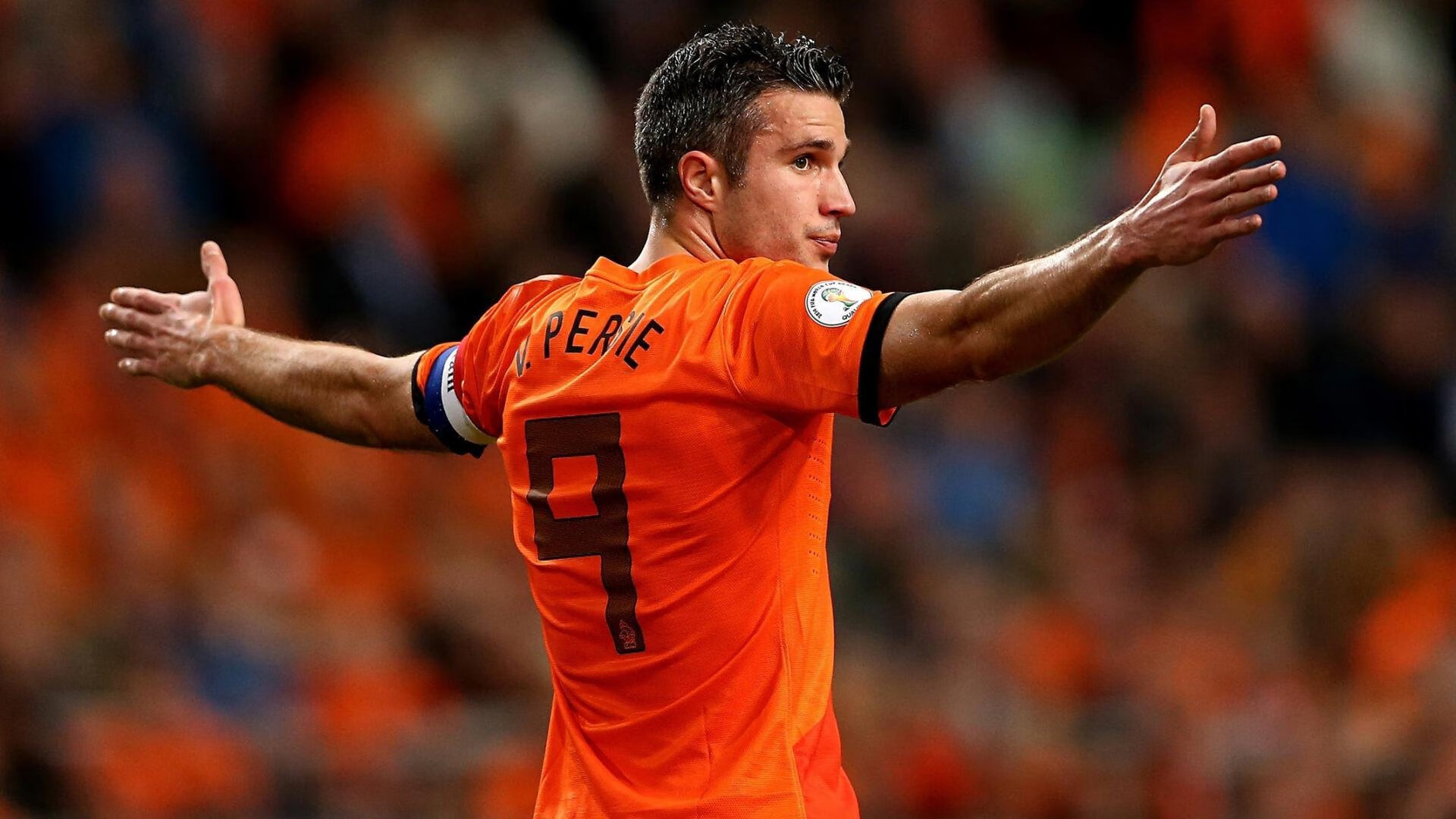 排球赛场焦点！意大利队对阵克罗地亚队，老将回归赛场，再度燃起斗志